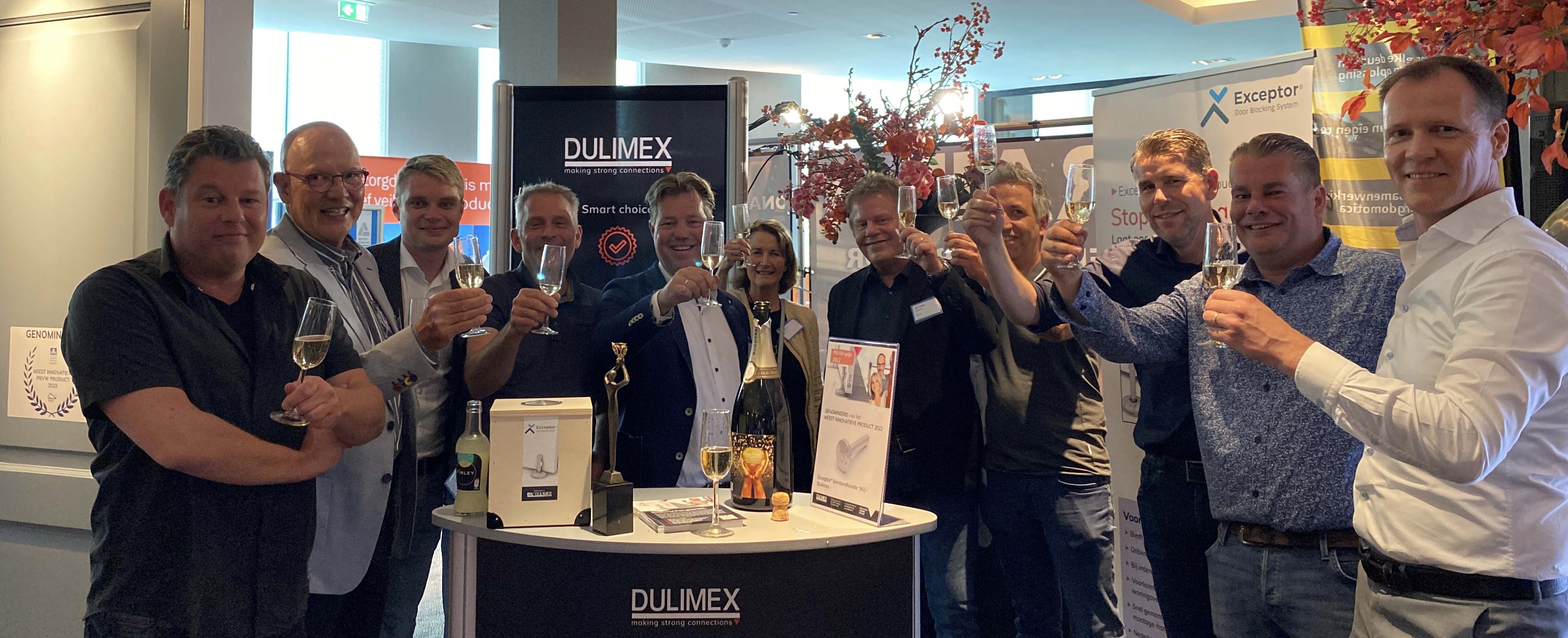 Moderne woning zwart beslag